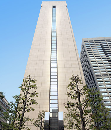 Elegant Offices At HIBIYA CENTRAL BUILDING  